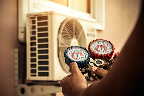 Professional Hvac technician working in Forsyth, IL